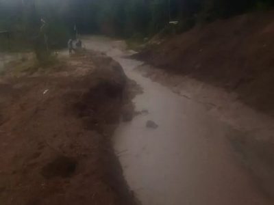 La lluvia complicó las viviendas de la comunidad mapuche en Villa La Angostura