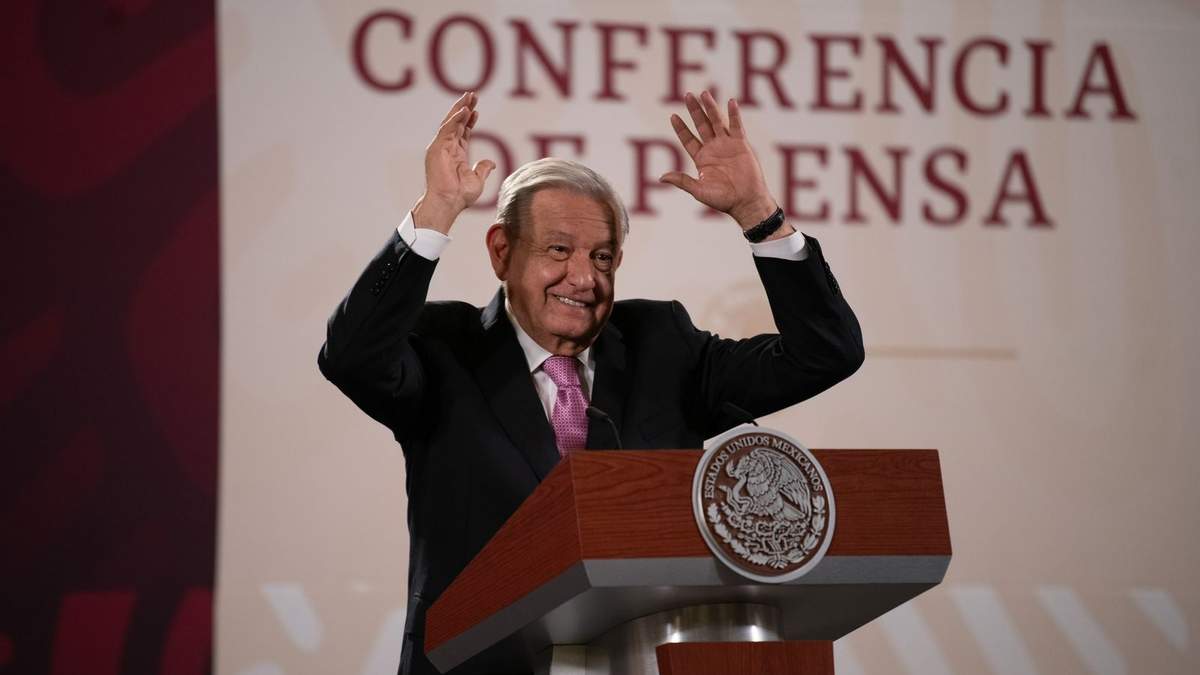 El presidente en su conferencia