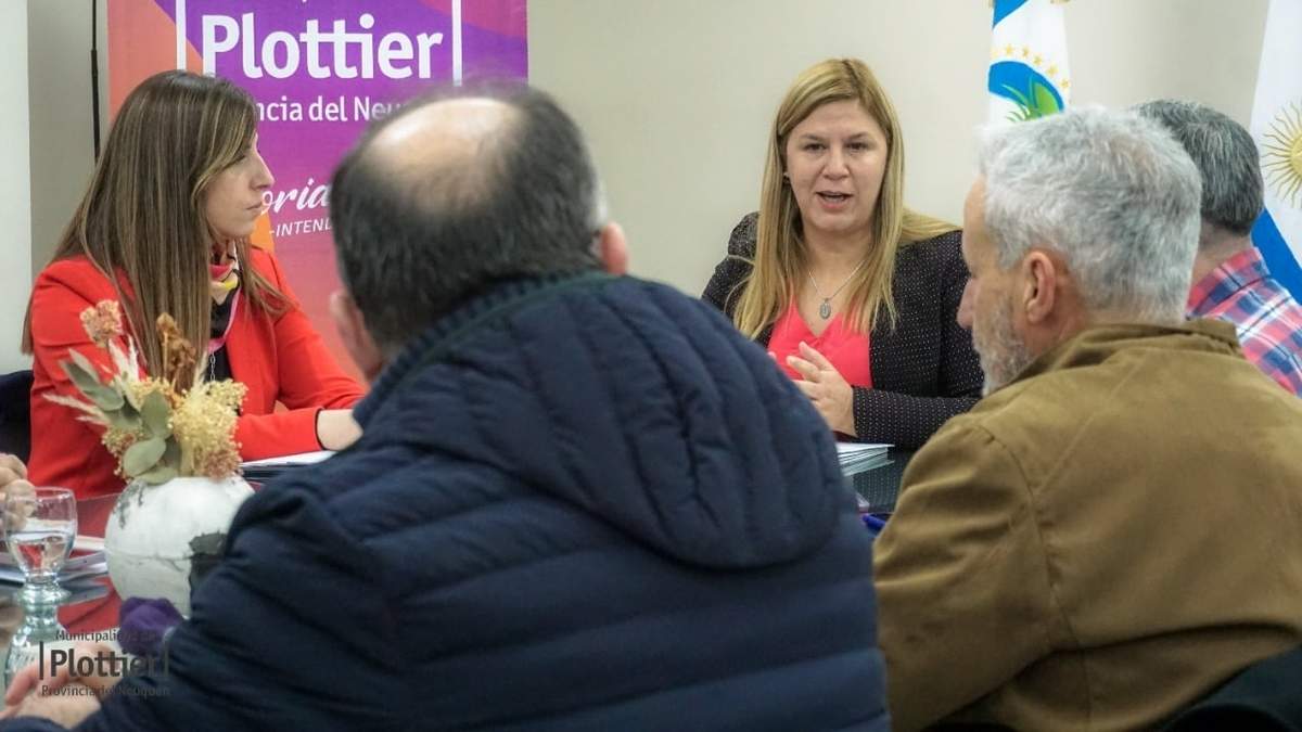 Gloria Ruiz, intendente de Plottier. Fuente: (Prensa de Plottier).