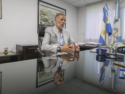 El gobierno reconoció que la obra pública en Neuquén se quedó "un poquito atrás" en comparación con el crecimiento que exige Vaca Muerta