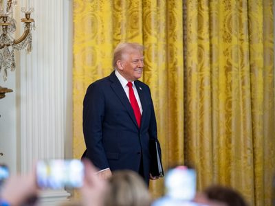 Peso muestra volatilidad por el regreso de los aranceles de Trump