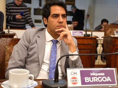 Apuntan a un concejal radical por la venta de un terreno sin papeles