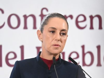 Esto dijo Sheinbaum sobre la cancelación de visas a políticos mexicanos