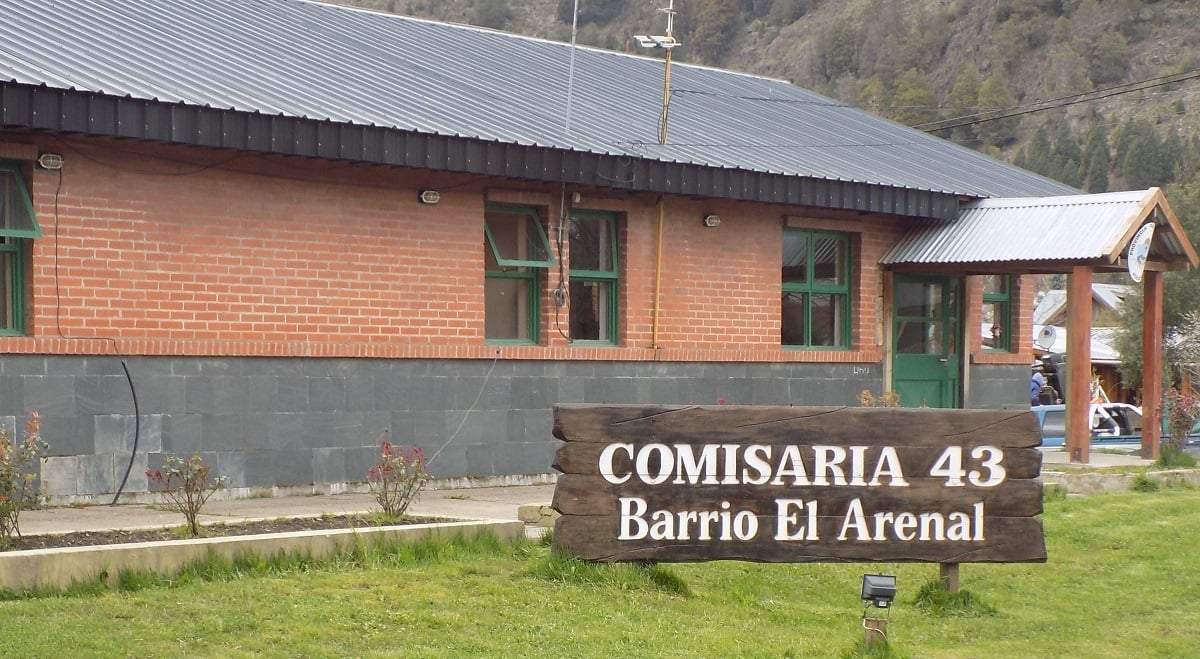 El hombre fue detenido por personal de la Comisaría 43. Fuente:  (Policía Neuquén)