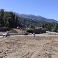Continúa paralizada la obra de Circunvalación en Villa La Angostura por falta de pagos y un conflicto mapuche