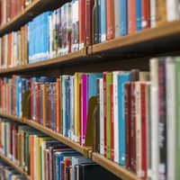En 2023 hubo más de 4 mil peticiones de censura a libros en bibliotecas de EU