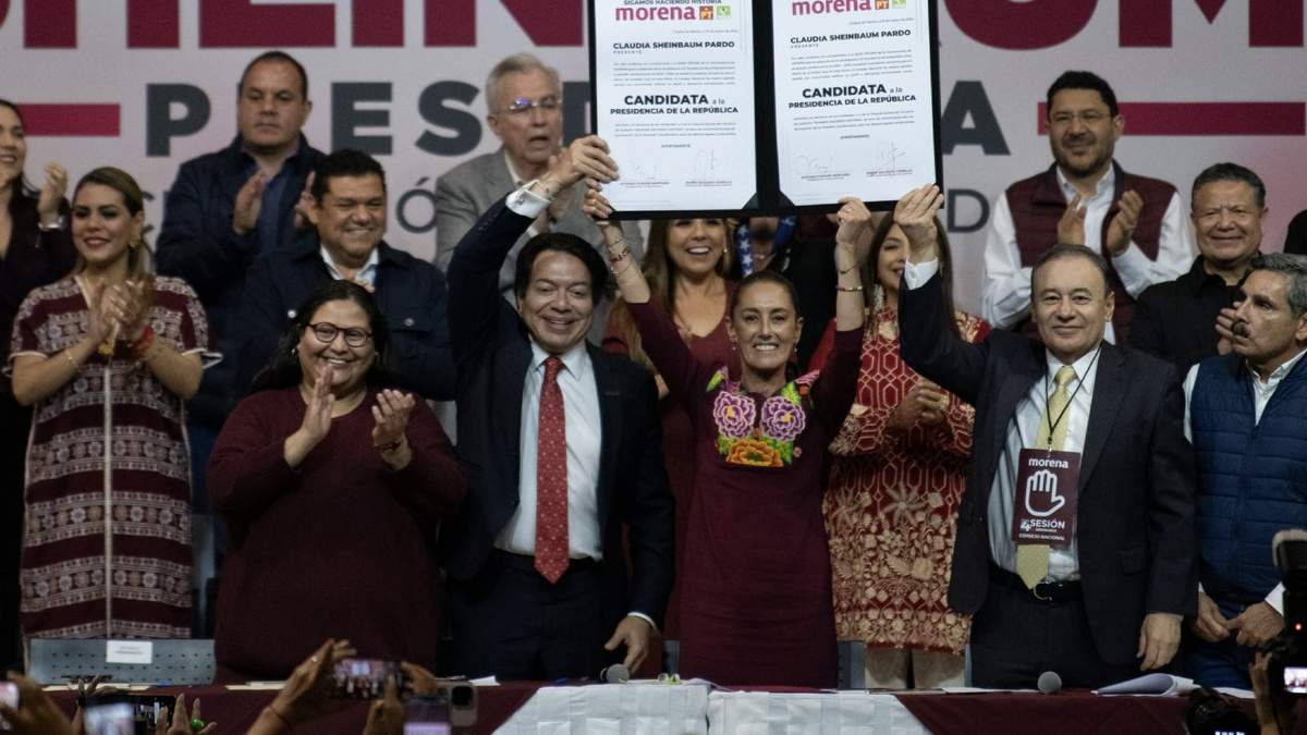 Claudia Sheinbaum recibió la constancia que la declara candidata presidencial por la Coalición SIgamos Haciendo Historia, Morena-PT-PVEM.