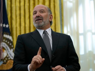 Productos que cumplan con T-MEC serían excluidos de aranceles: Lutnick