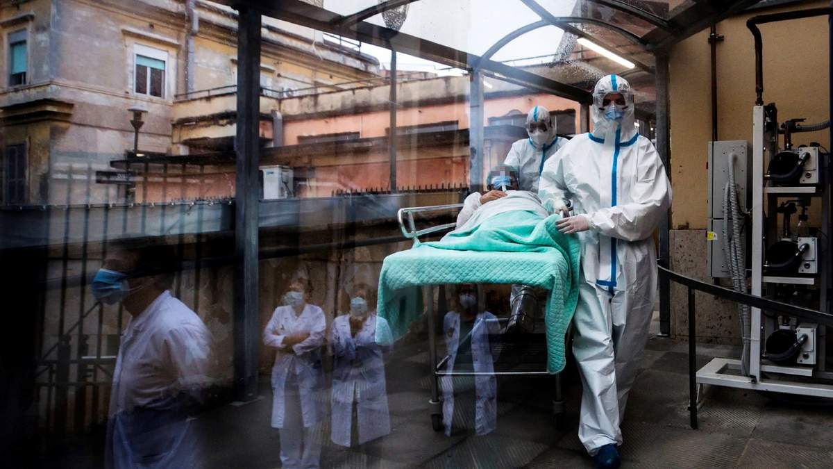 En algunos distritos, como Berlín, la ocupación de las camas para pacientes de coronavirus supera el 80%. Fuente: (Twitter)