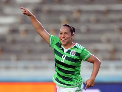 Luego de tres años de ausencia con el tricolor, Charlyn Corral es convocada para partido ante Chile