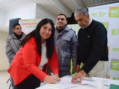 Ponen en marcha 80 talleres de capacitación laboral en Roca