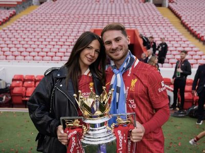Alexis Mac Allister y Ailén Cova explicaron con un gesto el origen del nombre de su hija