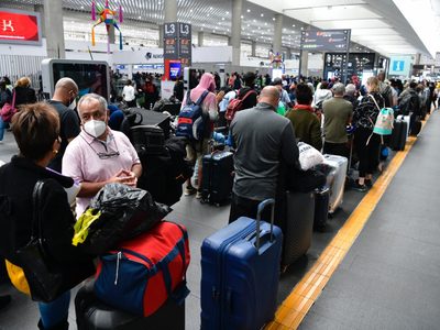 Ahora el departamento de Estado de EU pide a sus ciudadanos no viajar a México por covid-19
