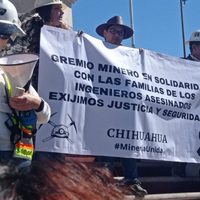 Mineros se manifiestan en Chihuahua para exigir justicia para compañeros de Concordia, Sinaloa