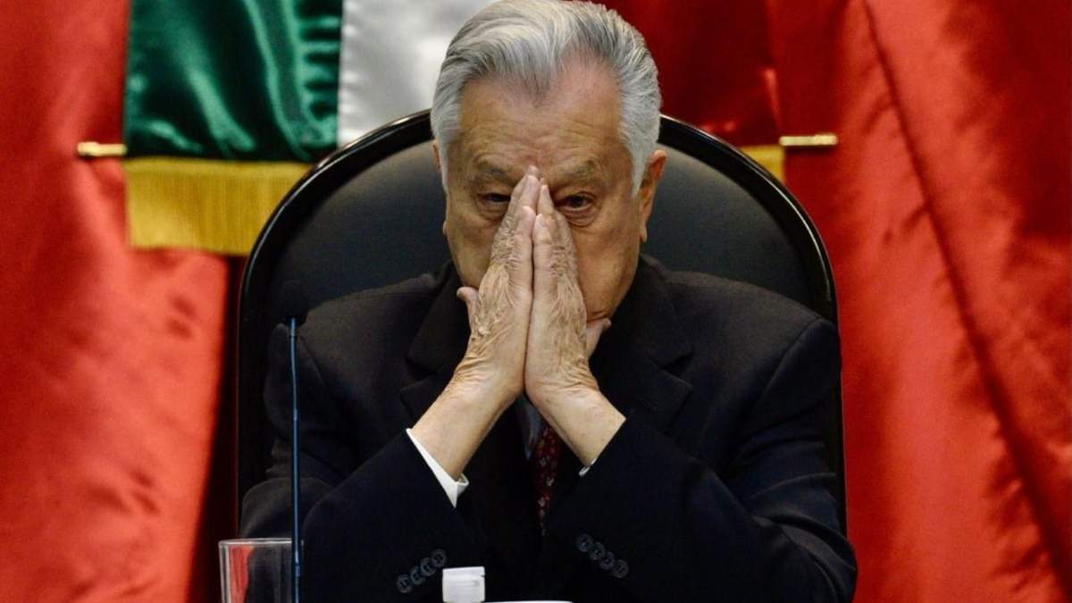 Manuel Bartlett en su comparecencia en la Cámara de Diputados