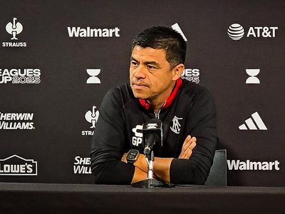 Gonzalo Pineda renuncia como director técnico del Atlas