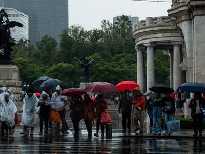 Otra semana de lluvias fuertes, vientos e inundaciones: así estará el clima del lunes al jueves