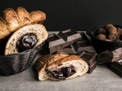 Pan de chocolate y banana fit, sin horno y sin azúcar: la receta ideal para tu próximo desayuno o merienda