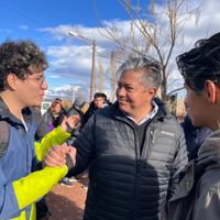 Rolando Figueroa aseguró que el “poder está en la gente que quiere que las cosas cambien”