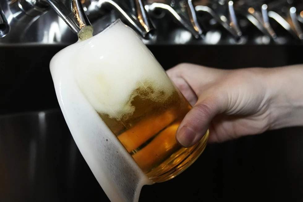 Las guerras comerciales de Trump amenazan a los cerveceros artesanales de EU
