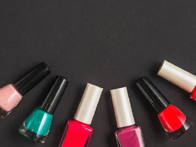 No tires las tapitas de los esmaltes gastados: mirá lo útiles que son para crear un portamacetas único