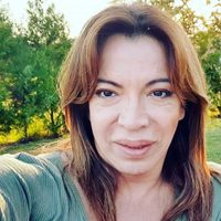 Con áreas verdes de ensueño y mucho color: así es la casa de Lizy Tagliani
