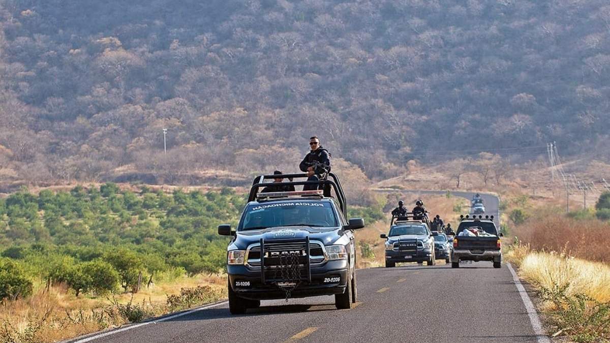 Policías de Michoacán