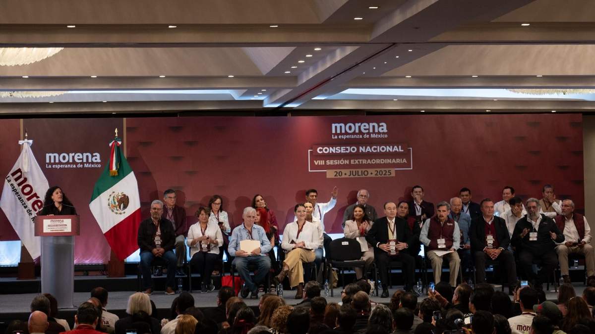 Luisa Alcalde en el Consejo Nacional de Morena