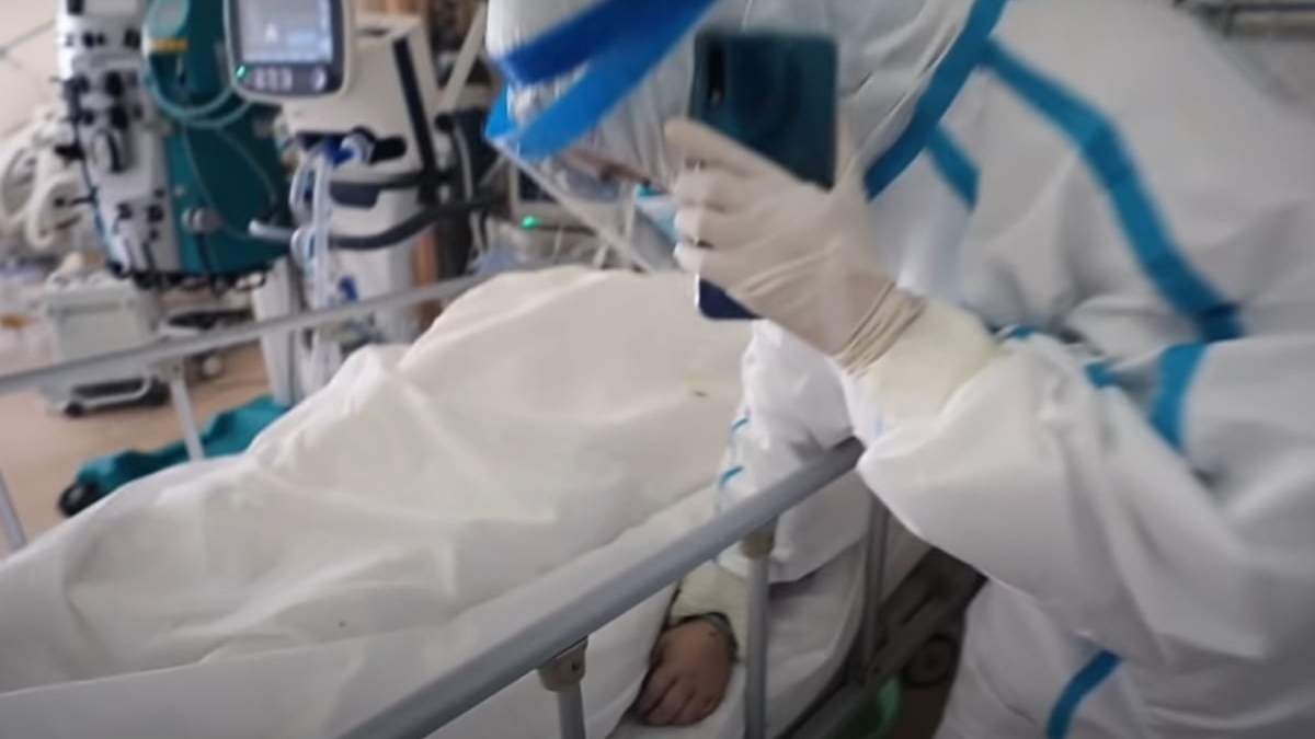 Escena del documental "76 días"