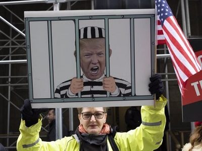 Cronología del caso 'Stormy Daniels', que ha derivado en la imputación de Trump