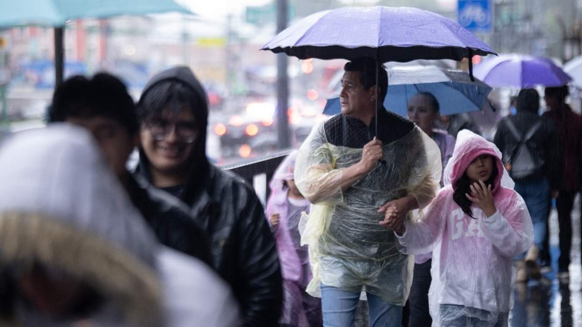 Probabilidad de chubascos y lluvias puntuales fuertes en la Ciudad de México