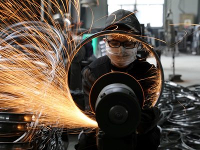 Cómo es el programa que lanzó el Gobierno para convertir planes sociales en trabajo