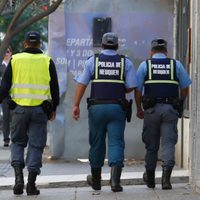 La Policía incautó dos automóviles y varios artículos para desmantelar una banda criminal