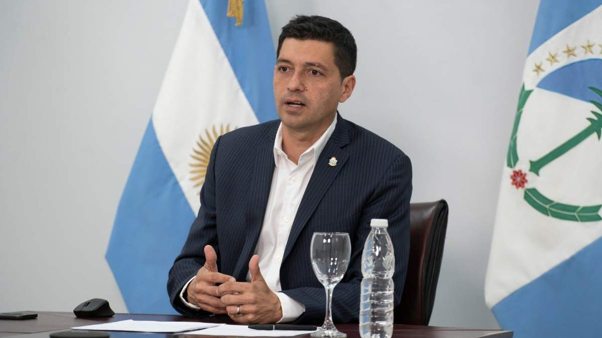 El vicegobernador presentará el proyecto en la Legislatura. Fuente: (Facebook)