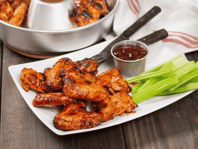 Delicioso y bien barato: alitas de pollo supercrocantes