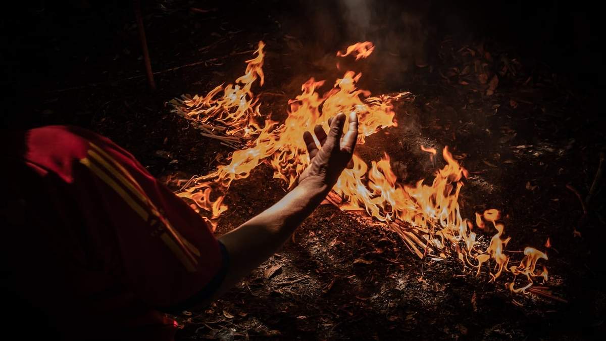 Ceremonia de indígenas de la zona de Ixquisis y San Mateo en defensa de sus ríos y montañas sagradas
