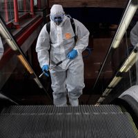 Alerta en España: rompieron el récord de fallecimientos por coronavirus en un día