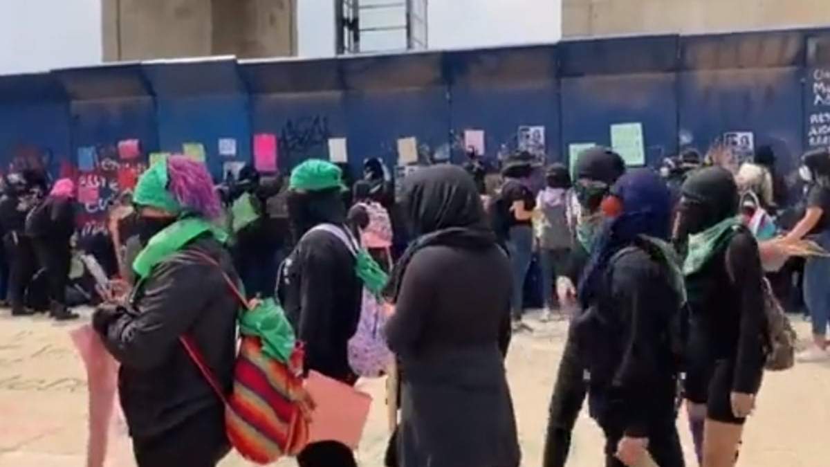 Feministas en la marcha por el aborto legal
