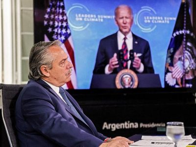 Joe Biden invitó a Alberto Fernández a un foro internacional
