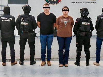 Se enfrentan policías y civiles en el centro de Monterrey; suman varios ataques contra agentes