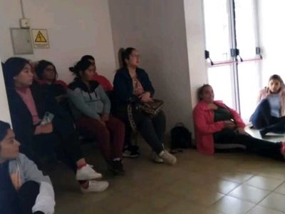 Familias del loteo 340 tomaron la Municipalidad de San Patricio del Chañar
