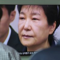 Dan ocho años más de cárcel a la expresidenta surcoreana Park Geun-hye