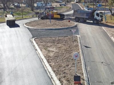 Barrio La Ribera: se inauguró la extensión del pavimento