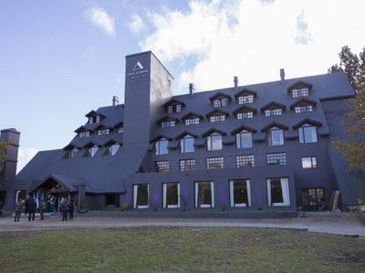 Aluminé sumó un nuevo hotel cuatro estrellas