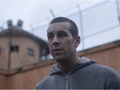 Imperdible serie protagonizada por Mario Casas