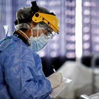 Coronavirus: se duplicaron los decesos con respecto al jueves y se reportaron más de 3 mil casos