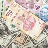 Previo a la Navidad, el peso pierde ligeramente frente al dólar