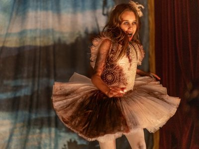 "Abigail": una película de atracos se convierte en un asunto monstruoso
