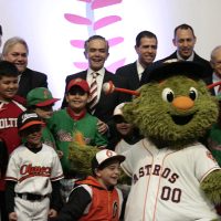 Anuncia DF dos partidos de exhibición de las Grandes Ligas con Astros y Padres