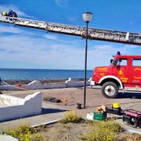 ¡Peligro, acantilados!: La acción que realizan en Las Grutas para evitar derrumbes